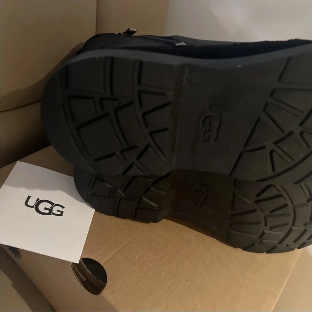 UGG waterproof kids